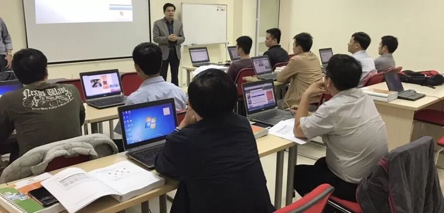 Thành lập trung tâm đào tạo Công nghệ thông tin Thành lập trung tâm đào tạo công nghệ thông tin