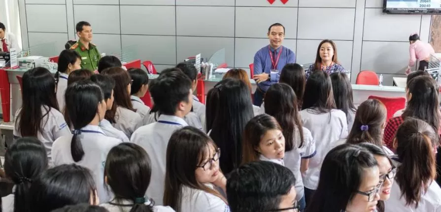 Thành lập trung tâm đào tạo Tài chính ngân hàng Thành lập trung tâm đào tạo Tài chính ngân hàng